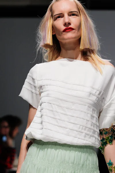 Look 44